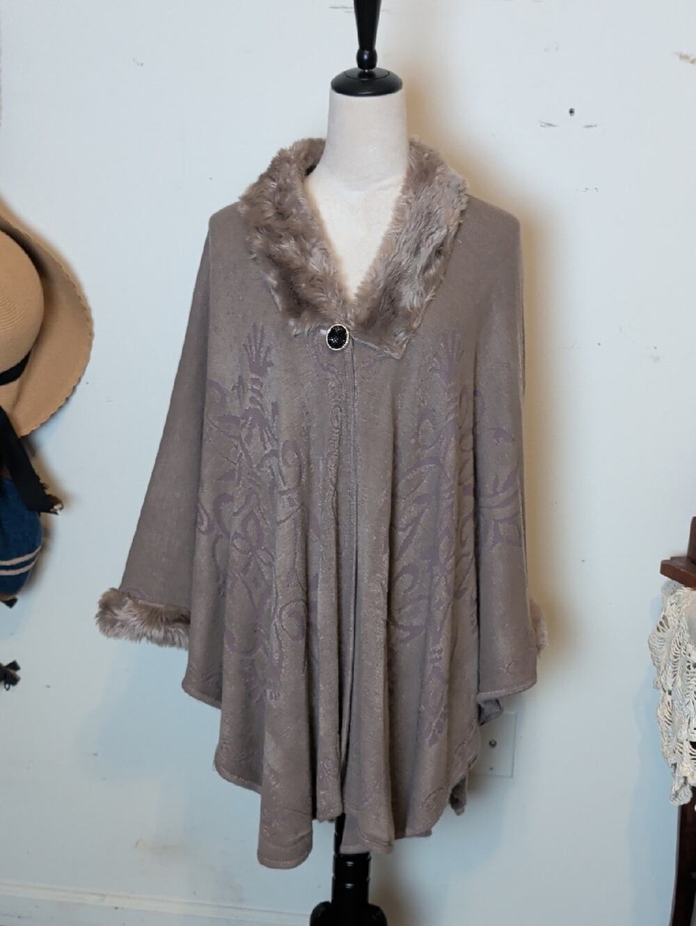 Vintage Inspired Jon & Anna Taupe Faux-Fur Trim Sweater Poncho